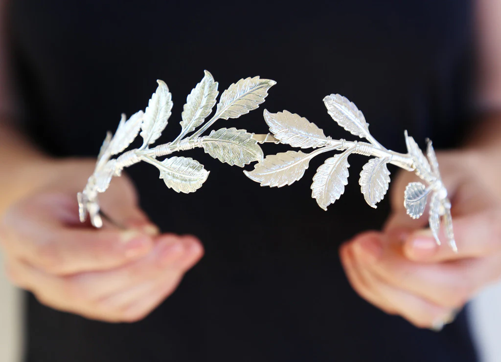 Oversized Leaf Crown - Gold or Silver - Image 3
